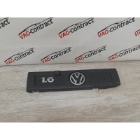 Декоративная крышка двигателя Volkswagen Polo 2012 03C103935, 03C103935BQ
