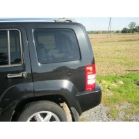 Джип cherokee kk 08 - 13 стекло левая задняя
