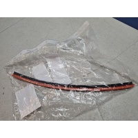 Молдинг стекла двери багажника правый Toyota RAV 4 2013-2019 755730R040