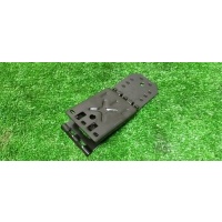 упор противооткатный VW Touareg 2010-2014 2014 7L0860321A