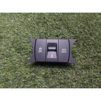 Кнопка многофункциональная. Volkswagen Touareg NF (7P5) 2012 7P6927127A