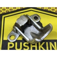 Петля двери задняя нижняя Nissan Pathfinder R51 2006 82421EA00A