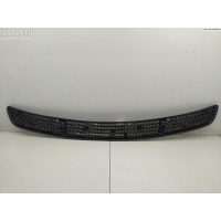 Решетка капота Mercedes W203 (C) 2002 2038800205