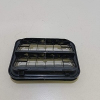 Решетка вентиляционная Renault Duster 2012 7700838358