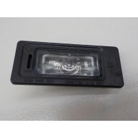 Фонарь подсветки номера VAG Superb 2015 5NA943021