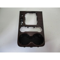 Рамка крепление на кружки 7p6858602 volkswagen touareg 7p