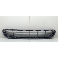 Заглушка (решетка) в бампер Toyota Camry XV40 2009 53112-06010