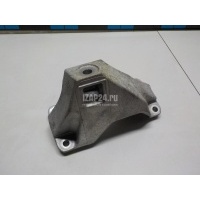 Кронштейн двигателя BMW 5-serie G30/G31/F90 2017 22116876220