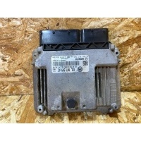 блок управления двигателем Volkswagen Passat B7 2014 03L906018RF
