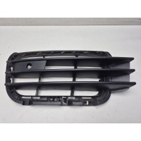 Решетка бампера Volkswagen Touareg 2 NF 7P6853665A