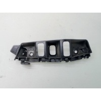 Кронштейн крыла Volkswagen Touareg 2 7P6807184