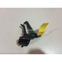 Крючок капота Volvo XC40 2017 32244037