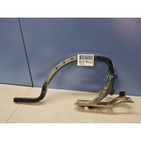 Петля крышки багажника правая Toyota Camry V70 2017- 6451006280
