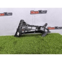 Кронштейн бампера Mercedes-Benz C-Class W205 A2058850565