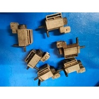 Zaworek podciśnienia Opel Vectra C B Astra G 90502750