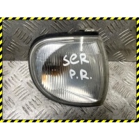 Поворотник правый Nissan Serena c23 1997