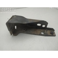 Кронштейн бампера переднего Лев. Volkswagen Passat B4 1993 3A0807133