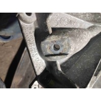 Кронштейн двигателя Audi A8 1998 4D0199308E