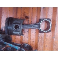 Поршень Mitsubishi DELICA PD8W, PE8W, PF8W
