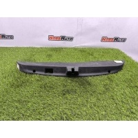 Накладка крышки багажника Mercedes-Benz C-Class W206 A2067501900