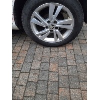 Колесо алюминиевая skoda oe 6v0601025m 6.0 