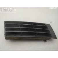 Решетка (заглушка) в бампер Перед. Прав. Audi A4 B5 (1994-2001) 1999 8d0807346