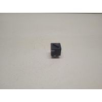 Реле BMW 1-serie E82/E88 (2007 - 2013) 61366901469