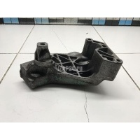 Кронштейн двигателя правый VAG Octavia (A4 1U-) (2000 - 2011) 038199207J