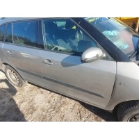 Дверь в сборе правая передняя skoda fabia ii 9202