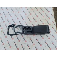 Подлокотник Volkswagen Passat 2016