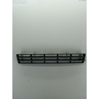 Решетка (заглушка) в бампер Перед. Volkswagen Golf-4 2002 1j0853677d