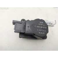 Моторчик заслонки отопителя Mercedes W211 (E) 2005 2038201642