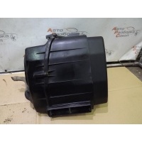 Корпус воздушного фильтра Audi A8 (D3,4E) 2004-2010 077133837AL