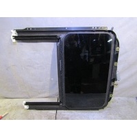 Люк в сборе электрический VW Touareg 2002-2010 7L0877049