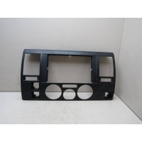 Рамка магнитолы VW Transporter T5 2003-2015 7H0857237E