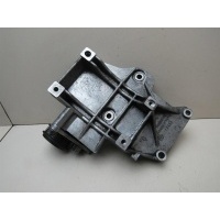 Кронштейн кондиционера VW Passat (B5) 1996-2000 058260885C