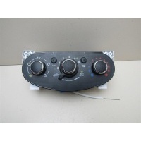 Блок управления печкой Renault Duster 2012-2021 275105810R