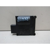 Моторчик заслонки печки Audi Allroad quattro 2005-2012 4F0820511B
