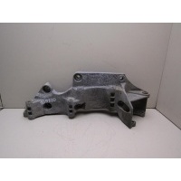 Кронштейн генератора Skoda Octavia 1997-2000 06A903141R