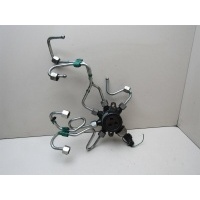 Рейка топливная (рампа) Renault Megane II 2002-2009 8200584034