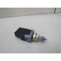 Датчик включения стопсигнала Hyundai Santa Fe (SM) \Santa Fe Classic 2000-2012 9381022100
