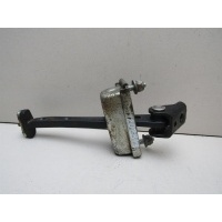 Ограничитель двери Ford Focus II 2008-2011 1641573