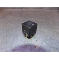 Реле Mitsubishi Carisma (DA) 2000-2003 MB953381
