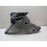 Кронштейн двигателя правый VW Passat (B6) 2005-2010 03G199207A