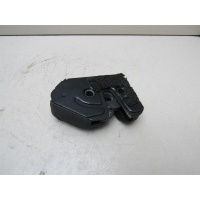Замок багажника Land Rover Discovery III 2004-2009 CWC500030