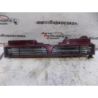 Решетка радиатора Mitsubishi Space Wagon (N3,N4) 1991-2000 MB831568