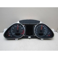 Панель приборов Audi A6 (C6,4F) 2005-2011 4F0920900M