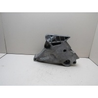 Кронштейн двигателя правый VW Passat (B6) 2005-2010 03G199207A