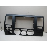 Рамка магнитолы VW Transporter T5 2003-2015 7H0857237E9B9