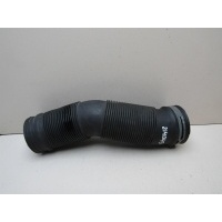 Патрубок воздушного фильтра Skoda Fabia 1999-2006 6Q0129684B